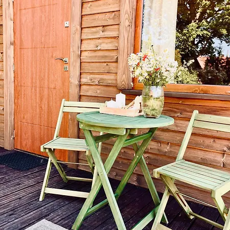 Przystanek 度假居 *